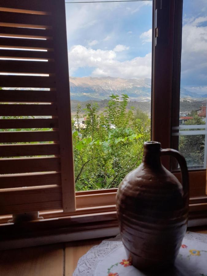 Gjirokastër Camping Late מראה חיצוני תמונה
